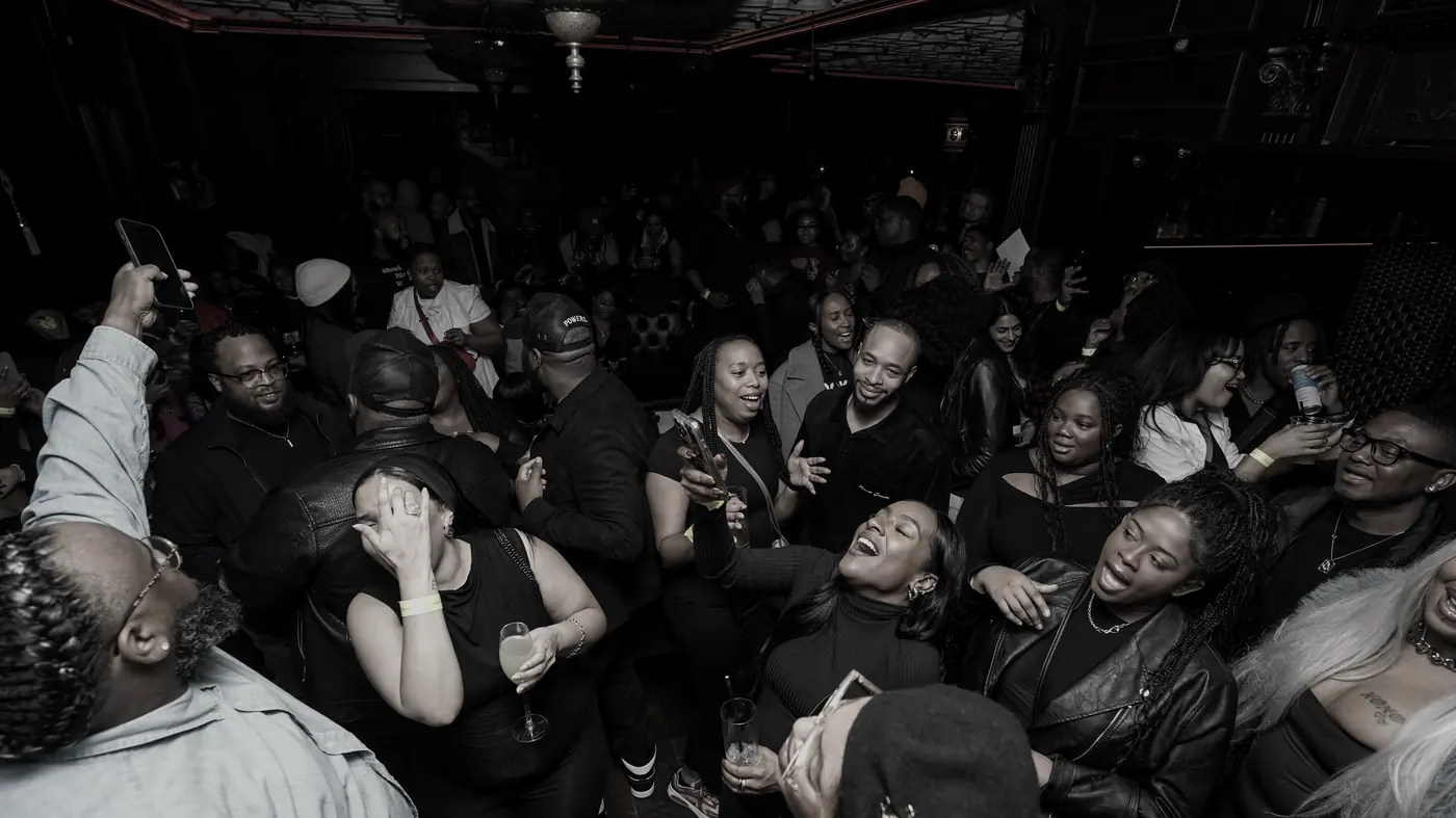 A packed floor at Rhythm & Vibes, Foundation Room, House of Blues Chicago