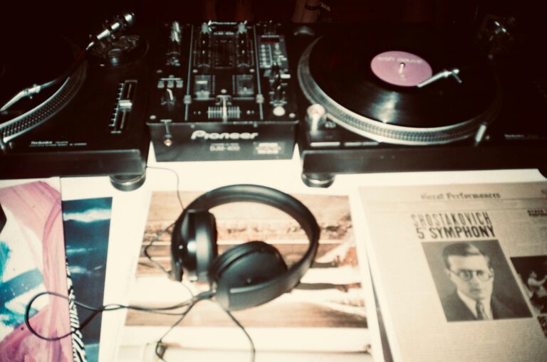 history of dj