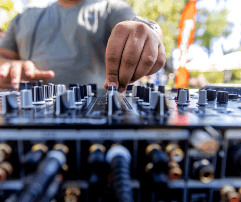 DJ equipment for small party