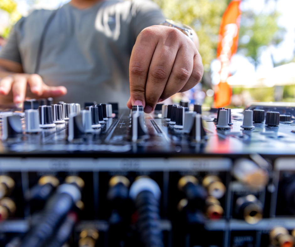 DJ equipment for small party